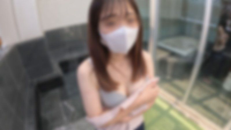 [Amateur,Completely Raw] A 20-year-old with a clean look and incredibly CUTE! Fair-skinned,beautiful big breasts,149cm! Her face when she