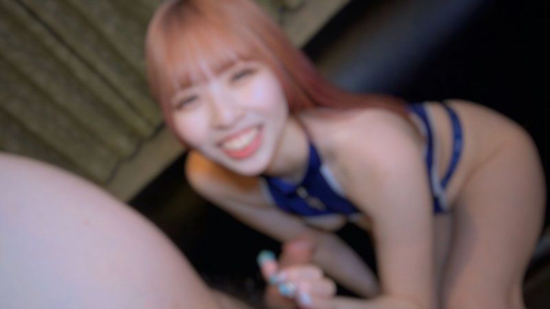 【無】楽しそうな笑顔が可愛いスタイル抜群色白Ｆカップ美女！バックが大好きでポルチオ直撃で突いてあげると「き、気持ち良い～！イ、イグゥ～」と何度もオーガズム！ゴックン中だし※特典高画質