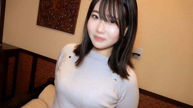 【無】【ゴックン価格】172cm長身で色白！素直でドスケベな美人大**とのハメ撮り！無洗ちんぽを即尺しそのままゴックン！後半はソファで中出し、更にベッドでもう一回中出し！※レビュー特典/高画質Ver