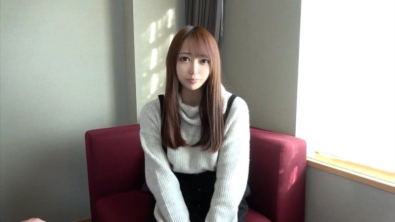 アイドル志望の18歳 美女。濃厚イラマチオから生挿入懇願。立てなくなる程激しく突いて痙攣イキ中出し。