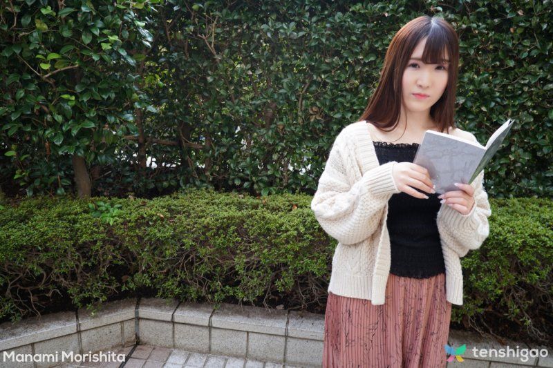 【無修正】清楚系色白美肌！潮をふく敏感ボディまなみちゃんと生ハメックス！