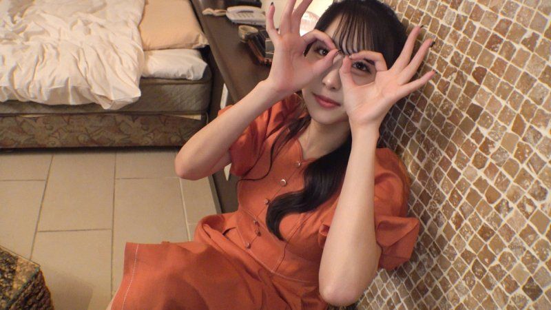 8/3まで酷暑日特価）芸能クラス完全顔出し】色白スレンダーYUIKA（25）沖縄公務員/ハーフ系美女緊急参戦。“極上“キツ狭無毛マンコにたっぷり二連続生中出し（4K特典付き）淫臭充満「イっちゃう